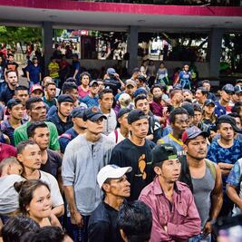 Agentes piden dinero por trámite