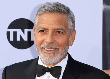 George Clooney sufre lesiones leves en un accidente de moto en Italia