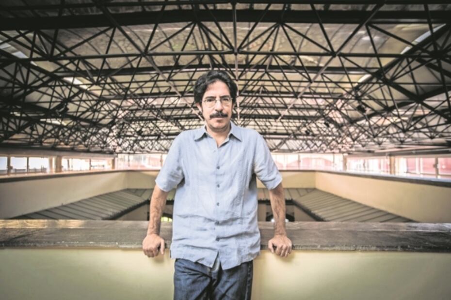 Otra incondicional de la 4T sustituye a Pedro Salmerón