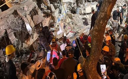 "¡Córteme la pierna!": Así fue el dramático rescate de una colombiana y su perrito en Cali, tras terremoto