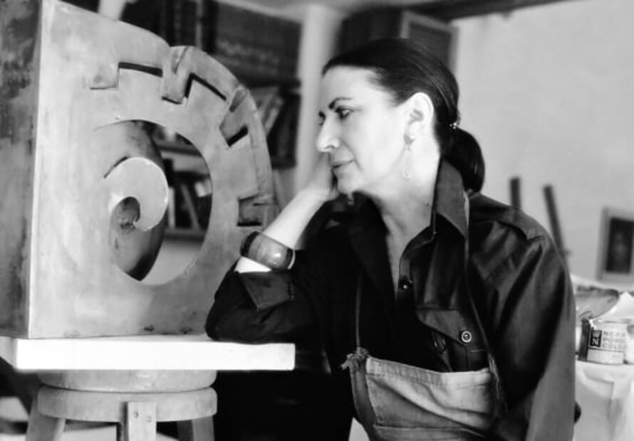 Ángela Gurría, la escultora que se guiaba por el ritmo de la cantera, la música clásica y Juan Gabriel