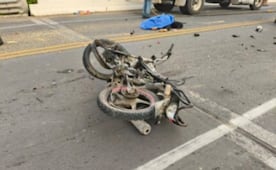 Mueren cuatro motociclistas tras chocar contra tráiler en carretera de Chiapas; entre las víctimas hay dos mujeres  