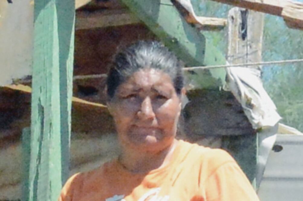 “En esta casa no hay dinero para comprar gas, el gas es un lujo que no podemos pagar”: Luz Mendoza, madre de familia.