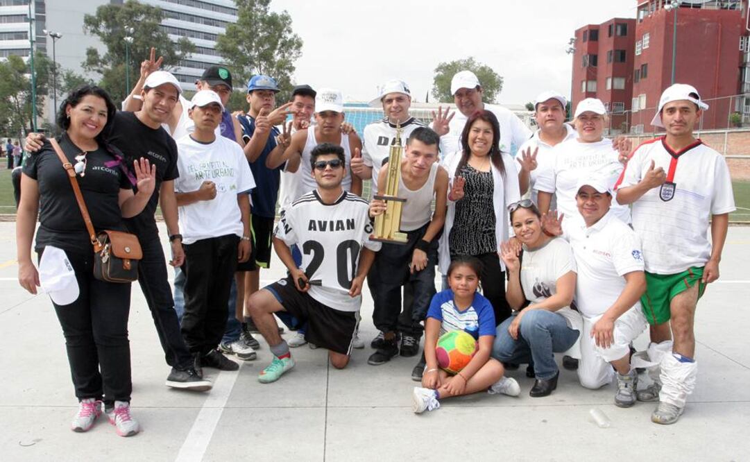 Quinto mundialito para personas de la calle en el Deportivo Cuauhtémoc