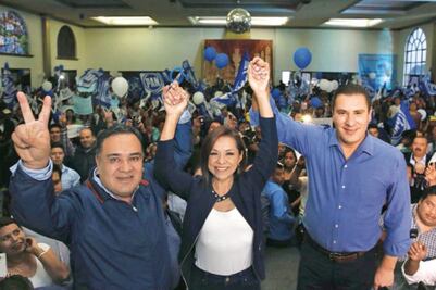 Moreno Valle suma apoyo a Vázquez Mota