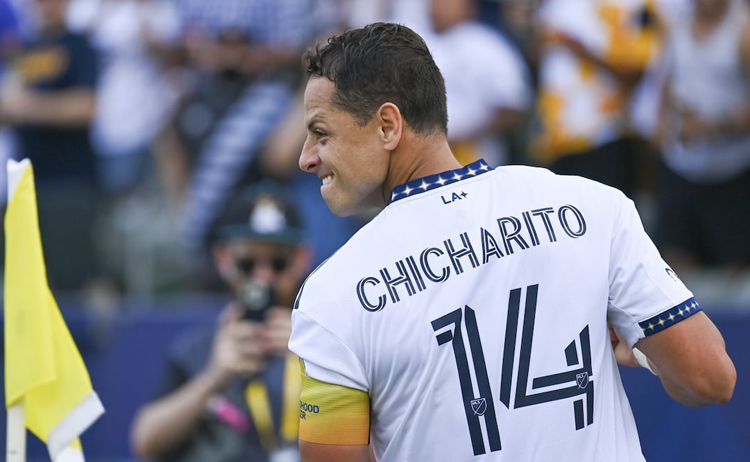 El delantero mexicano convirtió su 15 gol en el año / Foto: Imago7