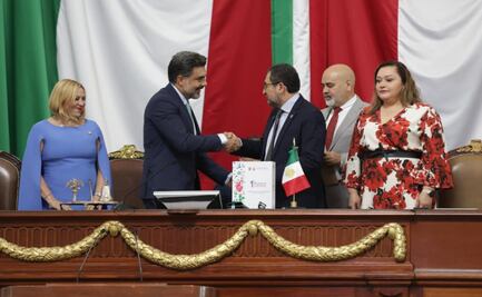 Entrega de primer informe de gobierno; César Cravioto entrega logros de Clara Brugada al Congreso capitalino