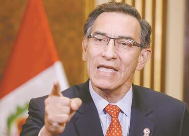 Vizcarra dice que deja la presidencia de Perú "con la frente en alto"