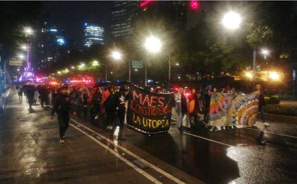 Excluidos de educación superior marchan al Zócalo 