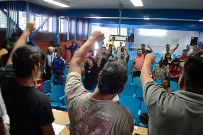 Padres de los 43 descartan búsqueda de sus hijos en Taxco