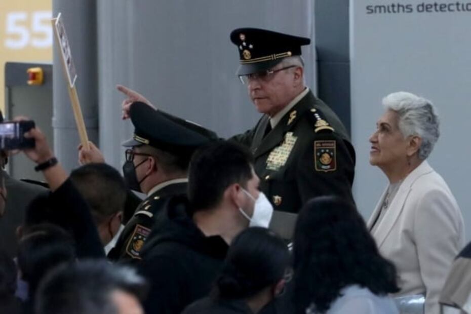 Los tres diamantes del Ejército que brillaron en la entrega del AIFA ante su comandante supremo 