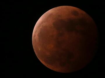La "Luna de sangre" se aproxima a México. ¿Cuándo? ¿Cómo verlo?