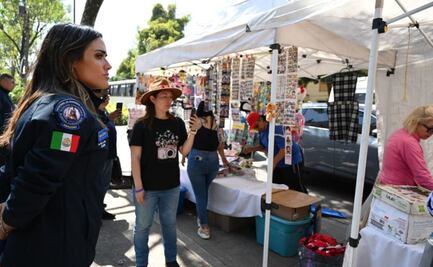 Alcaldía Cuauhtémoc retira 24 puestos informales afuera de escuelas de la colonia Roma Sur