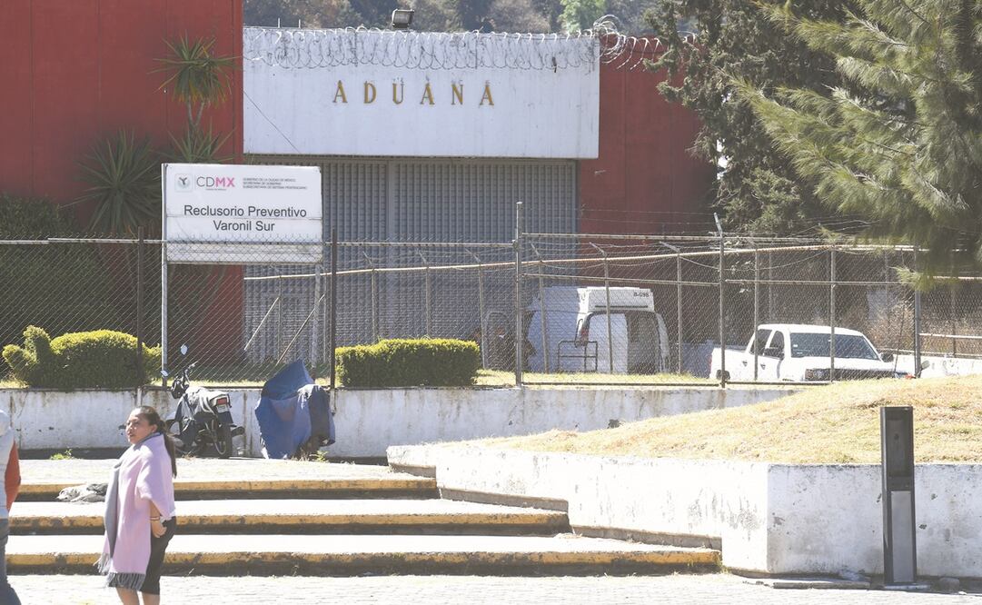 Las autoridades revelan que 10 servidores públicos son investigados por su posible participación en el escape, que se presume fue por la Aduana. Foto: ARMANDO MARTÍNEZ. EL UNIVERSAL