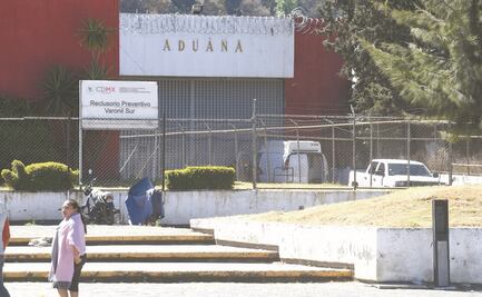 Reos atravesaron 5 rejas y se fugaron en vehículo oficial