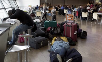 Cancelan cientos de vuelos por tormenta de invierno en EU