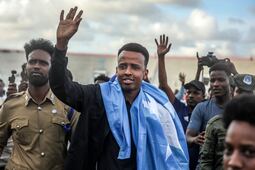 Canadá se ofrece para recibir a Omar Artan en el Mundial 2026; EU rechaza la entrada de árbitro somalí 