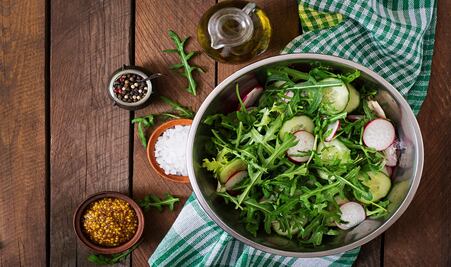 Cómo preparar una ensalada equilibrada
