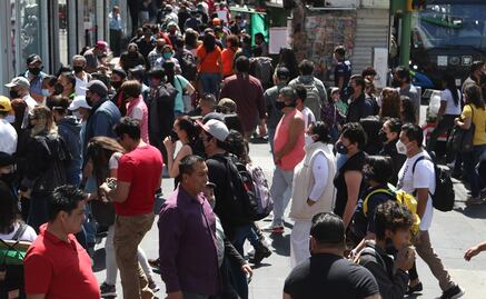 Pese vacuna, sana distancia y cubrebocas son clave contra el Covid-19