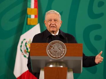 AMLO reprueba denuncia penal de presidente de San Lázaro contra Lorenzo Córdova y consejeros del INE