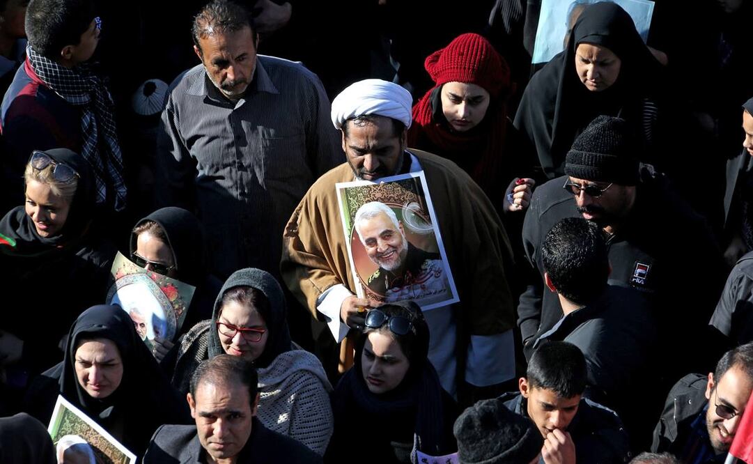 Funeral del general iraní Qasem Soleimani asesinado en un ataque aéreo estadounidense  (Foto: AFP)
