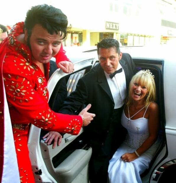 ¿Cómo tener una boda exprés en Las Vegas?