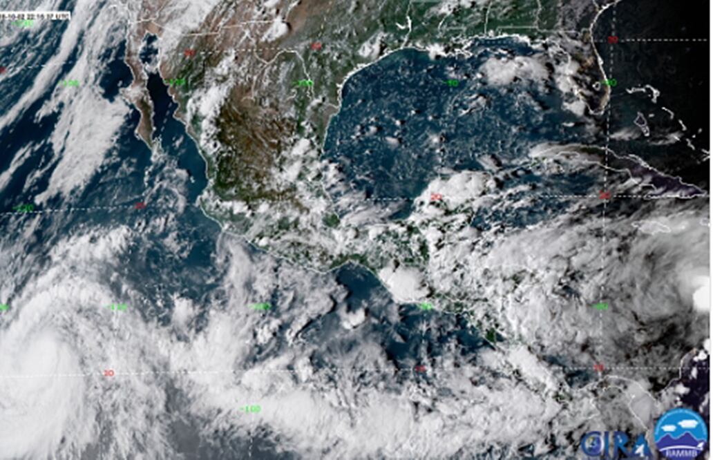 El SMN informó que en las próximas horas se prevén tormentas intensas, muy fuertes y fuertes en gran parte del país, por lo que exhortó a la población a extremar precauciones. Foto: @conagua_clima