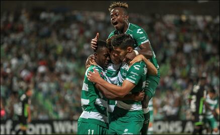 Santos golea y avanza a cuartos en la CONCACAF Liga de Campeones 