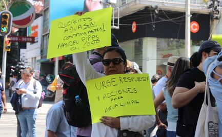 "Queremos saber qué tiene el agua", piden vecinos de Benito Juárez; vuelven a cerrar Insurgentes Sur y Xola