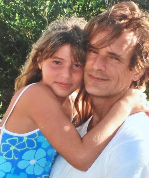 Lele Pons ha compartido fotos de su infancia en redes sociales, acompañada de Luis Pons, su padre. 
Foto: Instagram