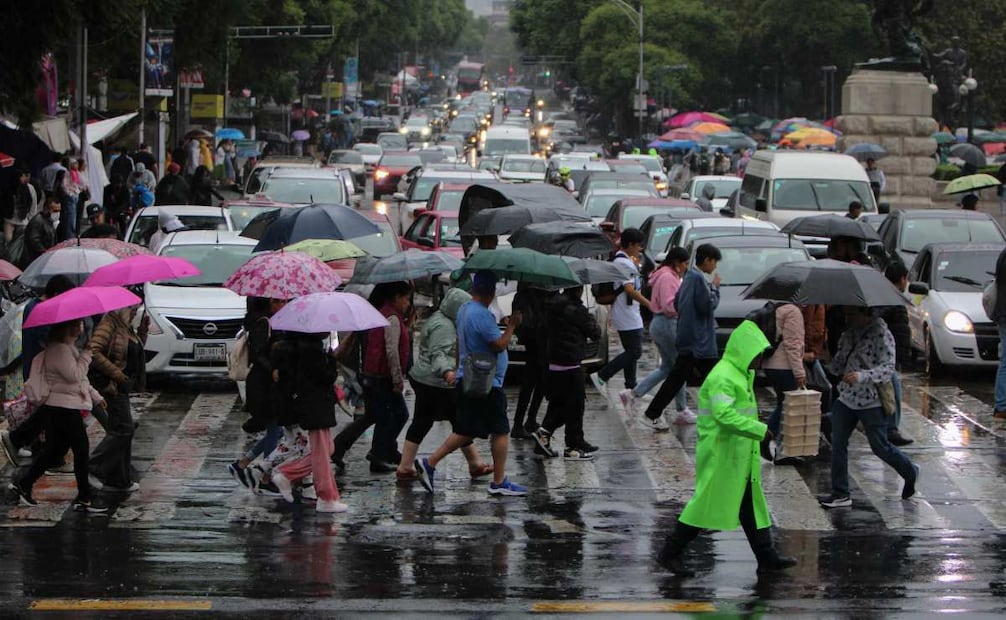 Ciudad de México 29 de junio. Fotos de la lluvia en la Alameda. Foto: Darío Luna/ EL UNIVERSAL