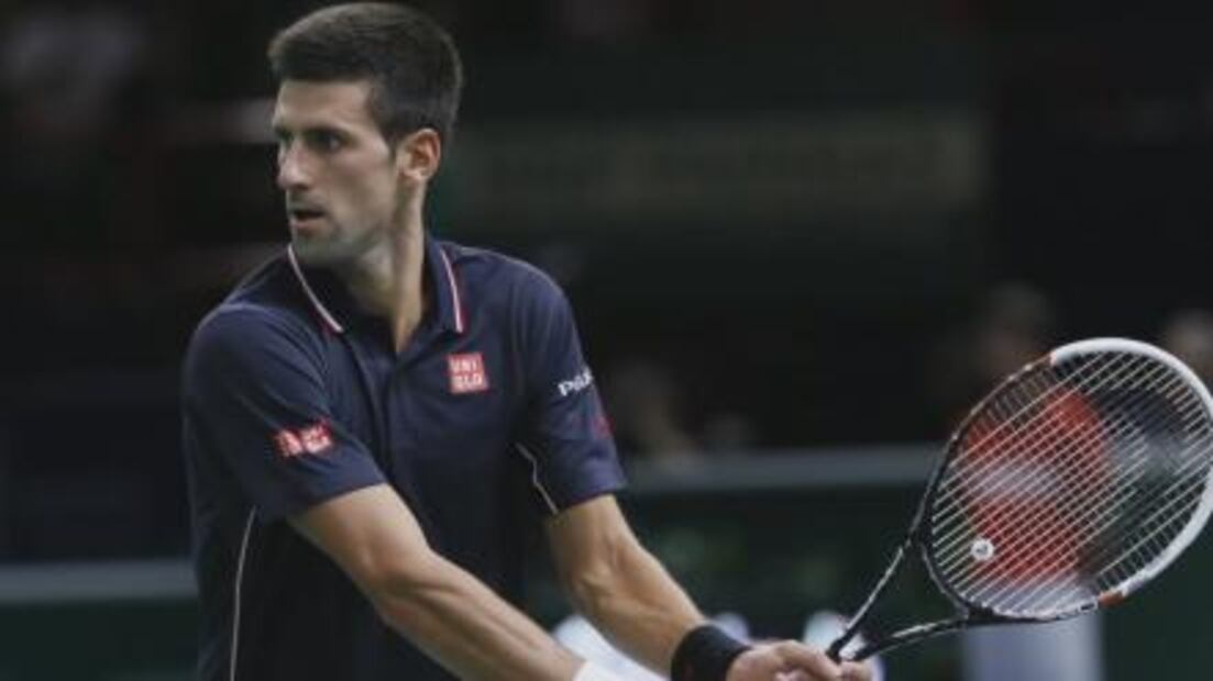 Roger Federer cambiaría de marca de ropa