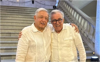 Andrés Manuel López Obrador y el gobernador de Sinaloa, Rubén Rocha Moya. Foto: @rochamoya_