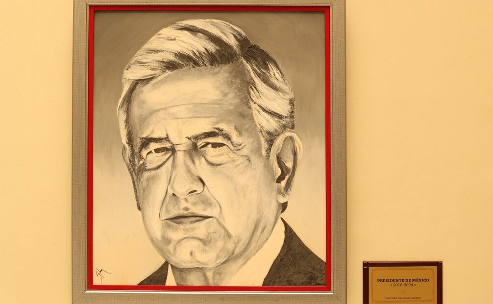 Colocan retrato de AMLO en Palacio de Gobierno de Tabasco (10/03/2025). Foto: Especial