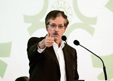 Xóchitl Gálvez presenta a Juan Carlos Romero Hicks como coordinador de Educación, Ciencia y Tecnología en sus foros ciudadanos