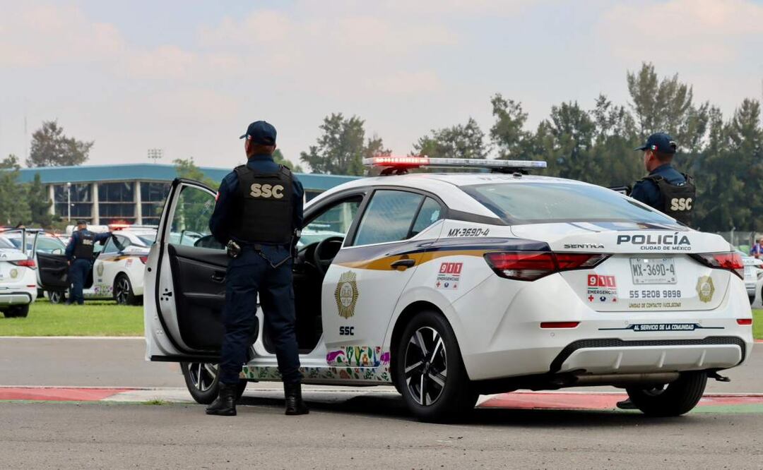 Presentan 3 mil 500 nuevas patrullas de la SSC en CDMX (24/07/2025). Foto: X (@SSC_CDMX)