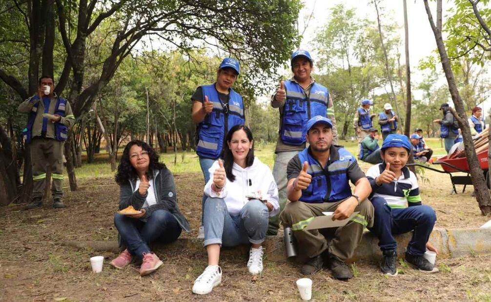 La alcaldesa destacó que hasta ahora se han sembrado más de ocho mil árboles y en esta jornada se sembraran otros tres mil 500 ejemplares de especies nativas. Foto: Especial