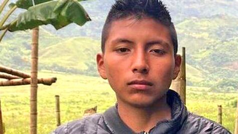 "Aprendimos a usar armas, a matar": los niños reclutados para la "guerra eterna" de Colombia