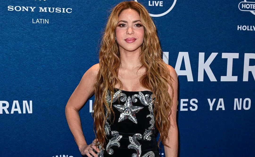 "Espero que hagan este disco suyo y los ayude a transformar el dolor en fuerza, como me ayudó a mí", manifestó Shakira minutos antes de dar por lanzada oficialmente esta producción, que ya recibió siete discos de platino por los temas publicados como adelantos a partir de 2022. Foto: AFP.