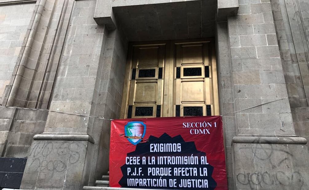 Exigen freno a la iniciativa por la que se pretenden desaparecer 13 fideicomisos. Foto: Diego Simón Sánchez / EL UNIVERSAL