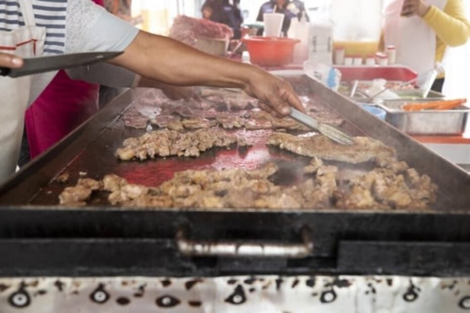 Estos tacos de asada son los más famosos de Bucareli, ¿ya los conoces?