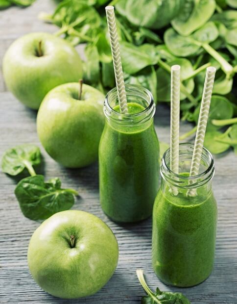 Smoothie verde de manzana para mantener la saciedad