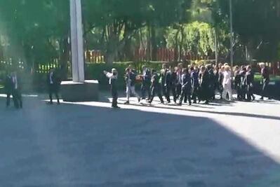 Así recibieron a EPN en San Lázaro