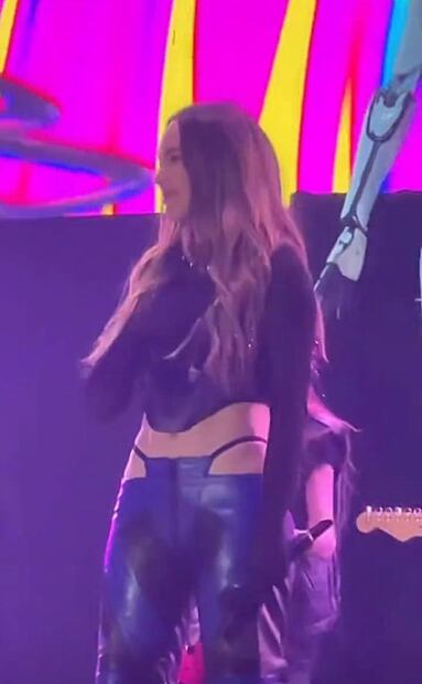 El tanga pantalón de Belinda con el que impone tendencia