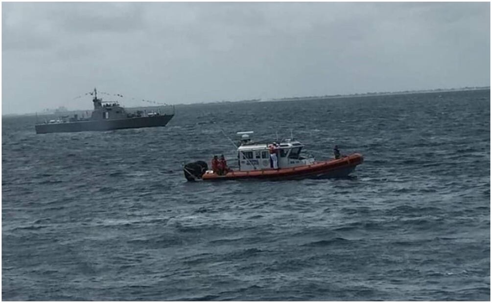 Este 15 de octubre de 2024, encuentran cuerpo frente al puerto de El Cuyo, Yucatán que podría ser un pescador perdido tras el huracán "Milton". Foto: Especial