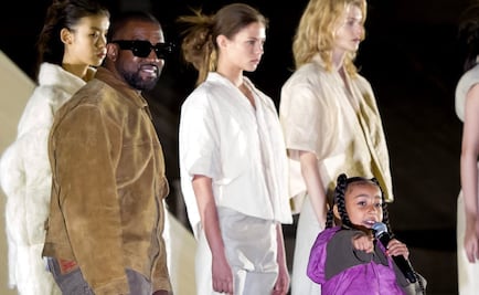 North West, hija de Kim y Kanye rapea en Paris Fashion Week