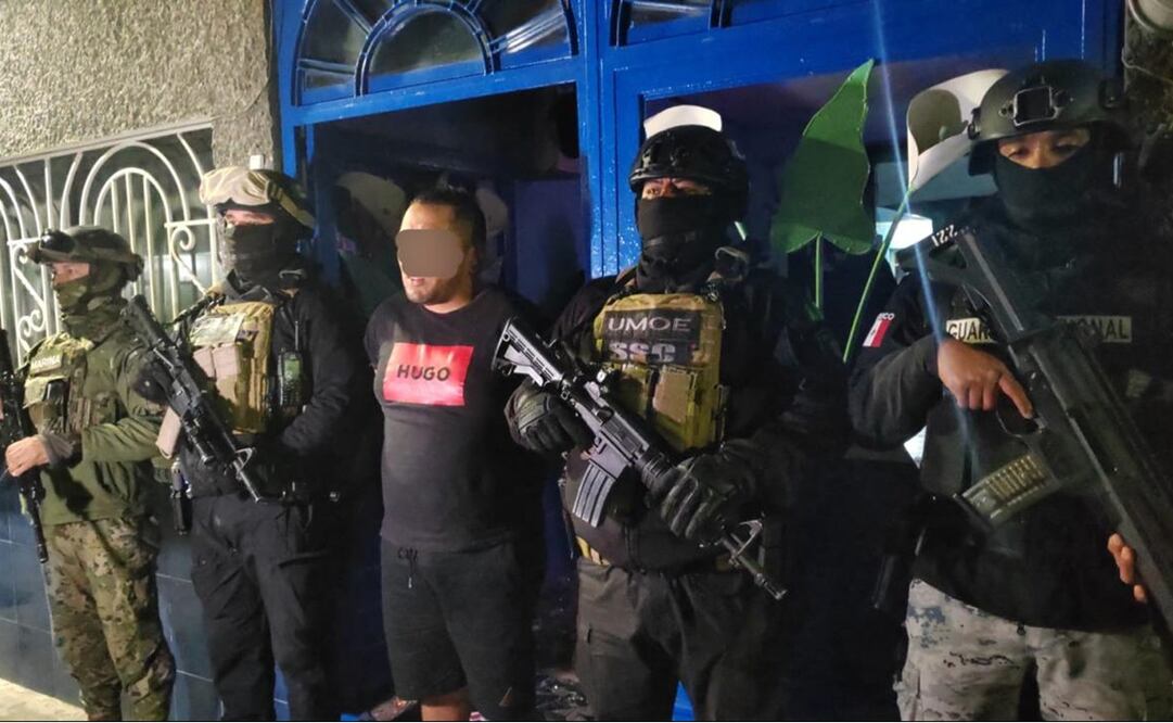 Cae presunto falsificador de placas y facturas. Foto: Especial