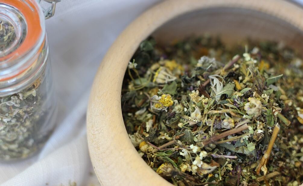 Infusión de ajenjo para desparasitar
Foto: vilinapetrova / Pixabay