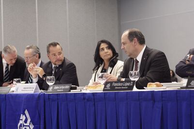 Coparmex y PRD coinciden en tema de deducciones