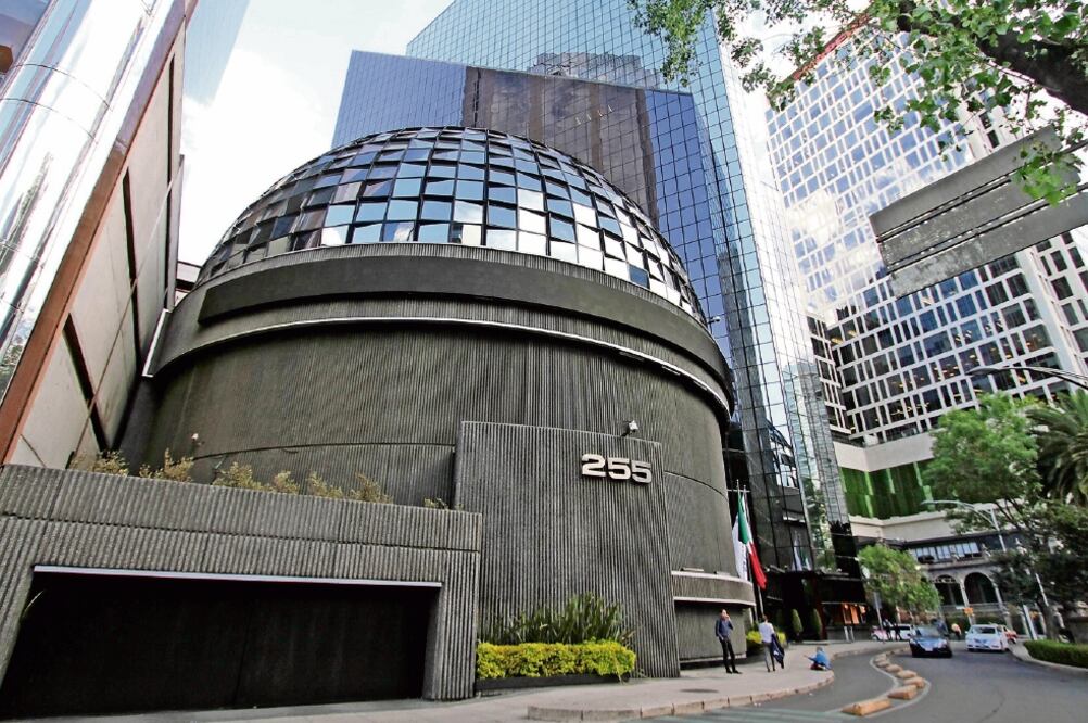 La BMV suspendió los títulos de Urbi el 26 de julio de 2013, por no presentar información financiera respecto al segundo trimestre de ese mismo año (ARCHIVO EL UNIVERSAL)